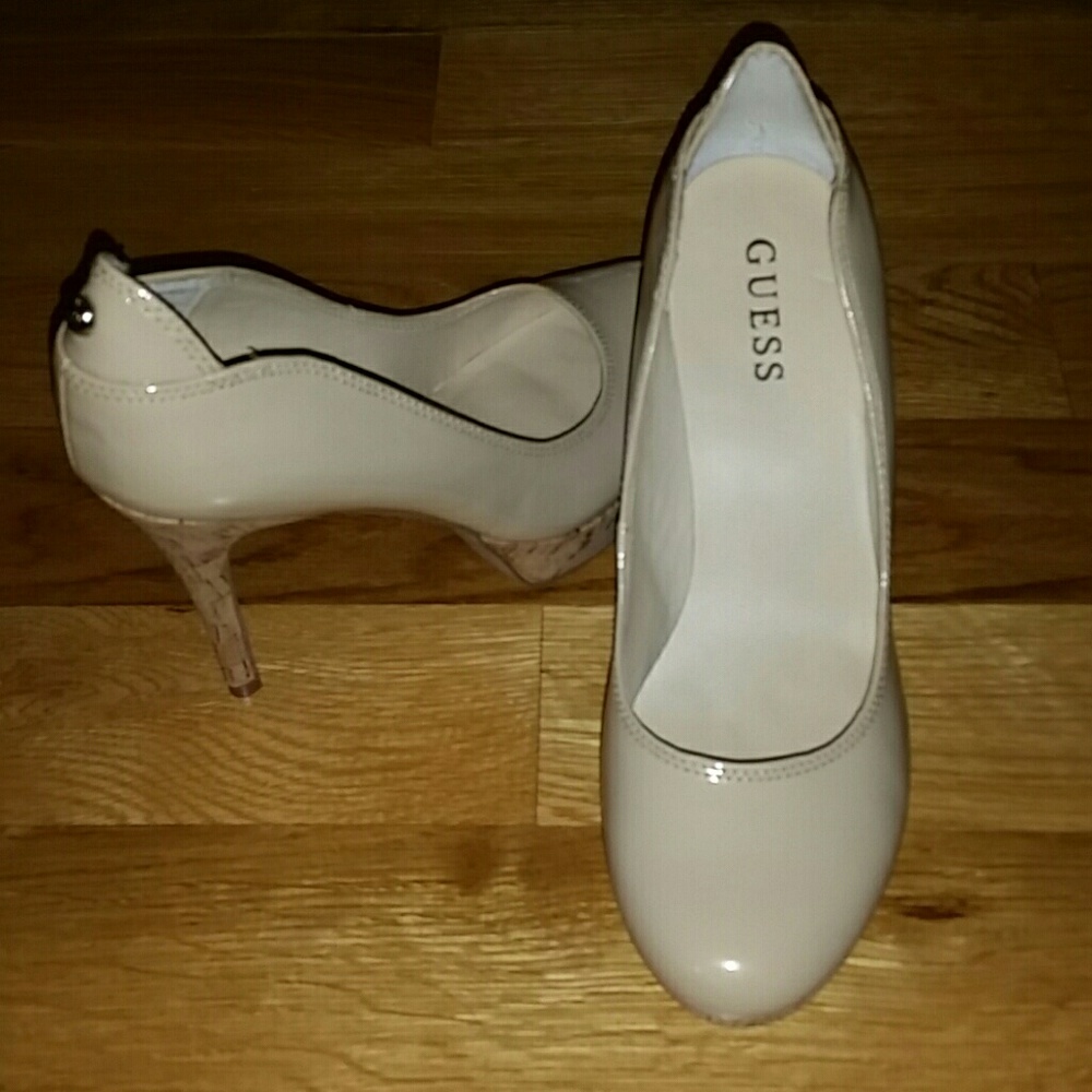 Guess Heels with Scalloped Back